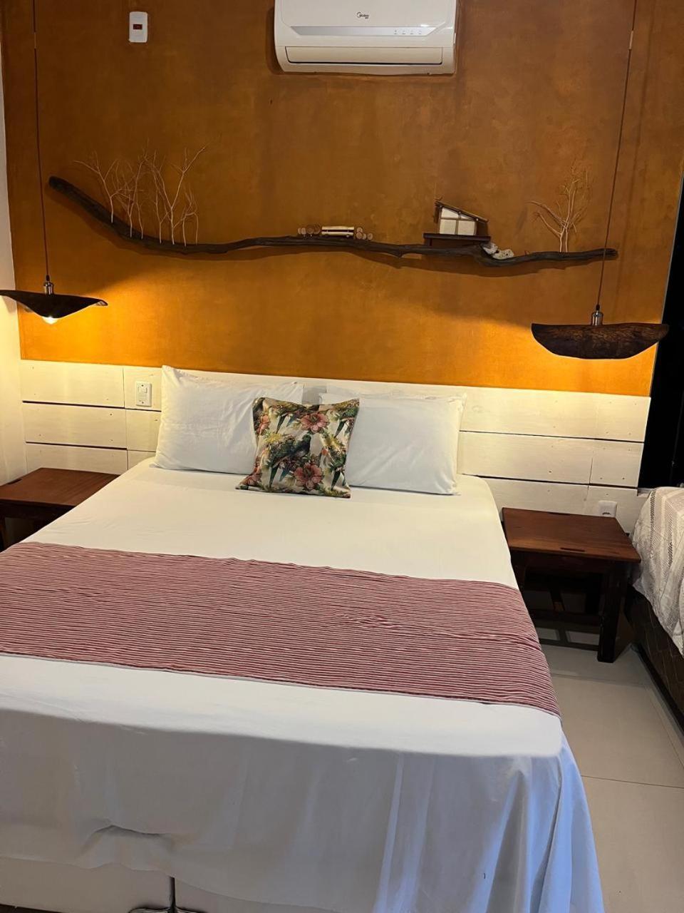 Aruana Suites Seu Refugio Entre Arvores A 5Km Da Vila De Praia Do Forte Esterno foto